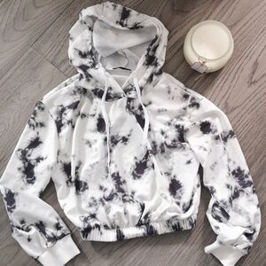 SHEIN cropped hoodie. Size small. Black & Grey tie dyed.